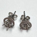 E115717W - 14K White Gold Earring