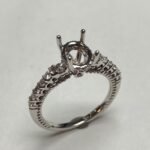 UB10241SMW-OVH – 14K White Gold Semi Mount Ring