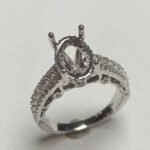 UB10278SMW-OVH – 14K White Gold Semi Mount Ring