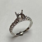 UB10457SMW-OVH – 14K White Gold Semi Mount Ring