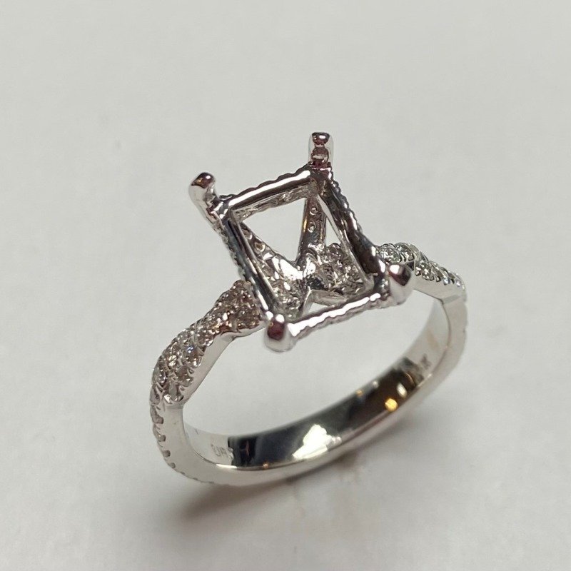 UB10653SMW-EMH – 14K White Gold Semi Mount Ring