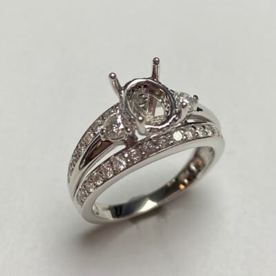 UBV6901SMW-OVH – 14K White Gold Semi Mount Ring