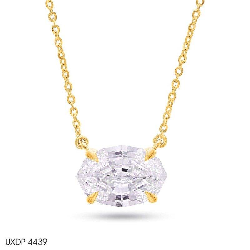 UXDP4439Y2.22- Pendant Necklace